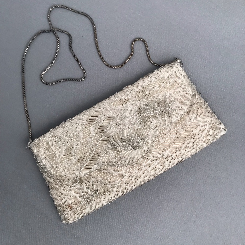 Vintage La Regale beaded purse